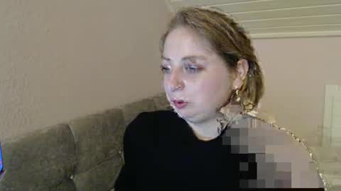 Snapshot of andorphina chatting on February 25, 4:46 pm Andorphin online show from February 25, 4:46 pm