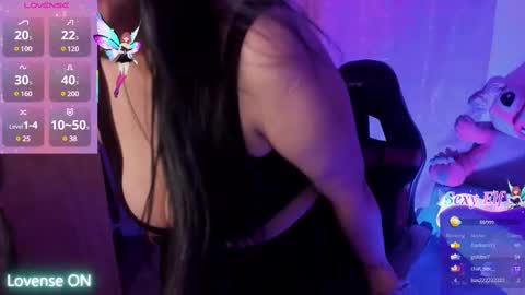 Snapshot of andreacohenz chatting on March 3, 2:36 am andrea online show from March 3, 2:36 am