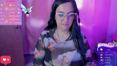 Snapshot of andreacohenz chatting on March 9, 8:52 pm andrea online show from March 9, 8:52 pm
