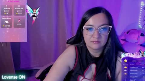 Snapshot of andreacohenz chatting on February 27, 4:24 am andrea online show from February 27, 4:24 am