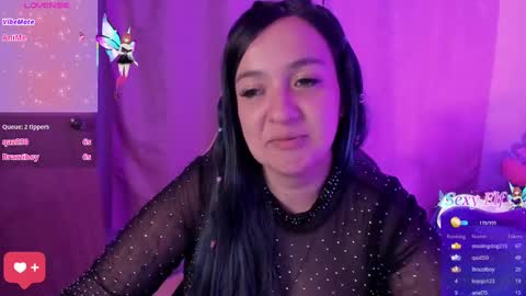 Snapshot of andreacohenz chatting on March 9, 7:01 am andrea online show from March 9, 7:01 am