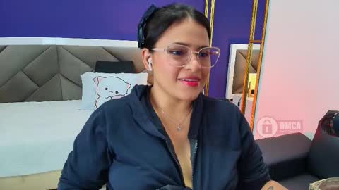 Snapshot of andrerouse_20 chatting on September 13, 9:17 pm andrerouse_20 online show from September 13, 9:17 pm
