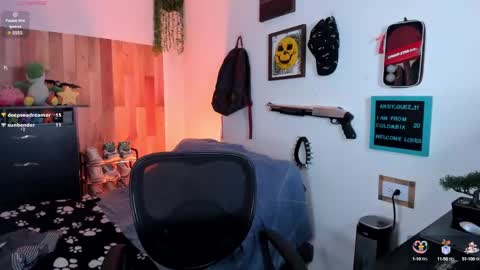 Snapshot of andy_guez_11 chatting on February 12, 1:06 pm andy_guez_11 online show from February 12, 1:06 pm