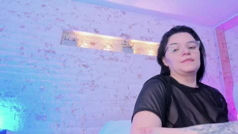 Snapshot of anette_cooper chatting on March 4, 3:00 am anette_cooper online show from March 4, 3:00 am