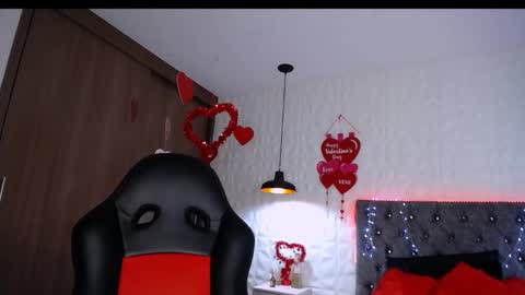 Angel online show from February 25, 6:12 pm