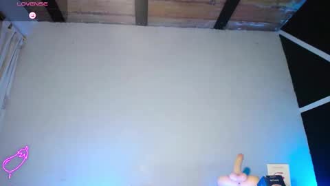 Angel online show from February 5, 12:31 am