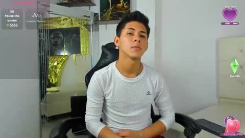 Snapshot of angel_medina19 chatting on March 10, 5:18 pm Angel Medina online show from March 10, 5:18 pm