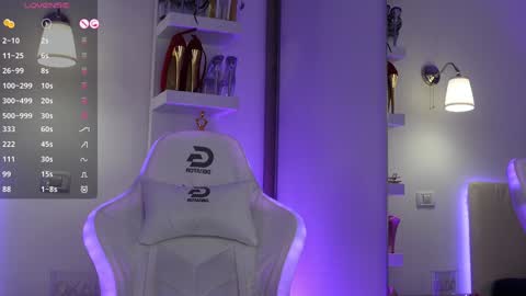 Snapshot of angela_myst chatting on February 8, 12:39 pm Angela online show from February 8, 12:39 pm