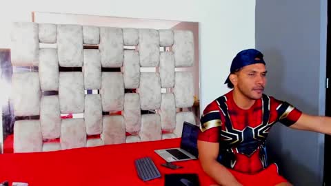 Angel And Cris online show from September 11, 12:28 pm