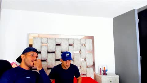 Angel And Cris online show from September 15, 12:28 pm