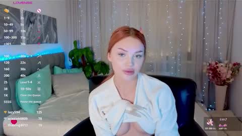 Snapshot of angeli_eyes chatting on September 12, 2:08 pm Ksenia online show from September 12, 2:08 pm
