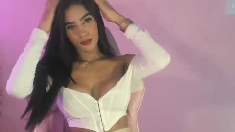 Carolina online show from February 14, 1:02 am