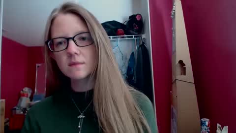 AngelicAngel online show from February 5, 8:25 pm