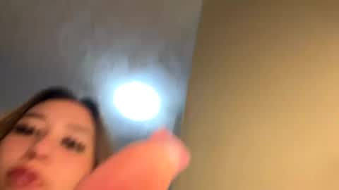 Snapshot of angelicasn0w chatting on February 12, 5:37 am AngelicaSnow AngelParis online show from February 12, 5:37 am