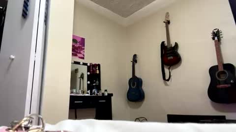 Snapshot of angelicasn0w chatting on March 11, 11:47 pm AngelicaSnow AngelParis online show from March 11, 11:47 pm