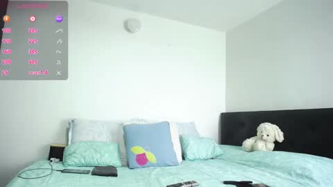 Snapshot of angelina_stone_65 chatting on March 9, 4:44 pm Angelina online show from March 9, 4:44 pm