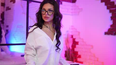  Angelina  online show from February 9, 1:00 am