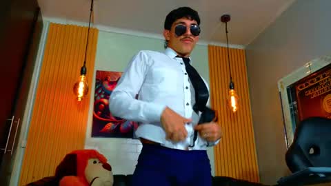 angelo_mercury online show from September 9, 10:10 pm