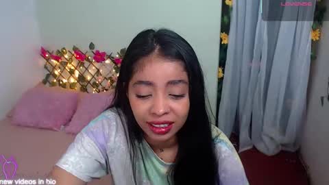 Snapshot of angielee01 chatting on September 18, 12:42 pm Angie y Andres online show from September 18, 12:42 pm