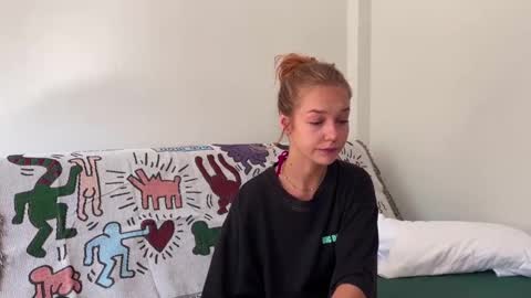 anita__hills online show from December 19, 8:24 am