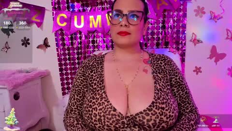 anita online show from December 31, 5:00 am