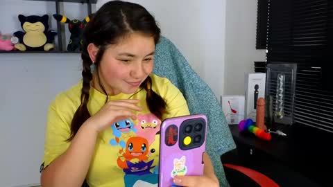 Snapshot of ann_cohen chatting on February 4, 5:01 pm Only fans online show from February 4, 5:01 pm
