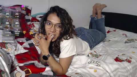 Snapshot of anna_dlove_cam chatting on December 27, 7:03 pm Anna online show from December 27, 7:03 pm