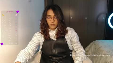Snapshot of anna_dlove_cam chatting on March 11, 3:34 pm Anna online show from March 11, 3:34 pm