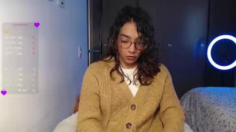 Snapshot of anna_dlove_cam chatting on February 3, 3:17 pm Anna online show from February 3, 3:17 pm