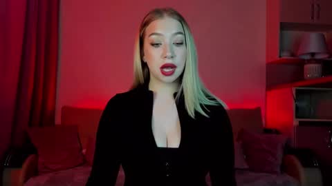 Annabelle online show from February 22, 5:57 pm