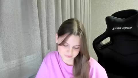 Anna online show from September 18, 2:54 pm