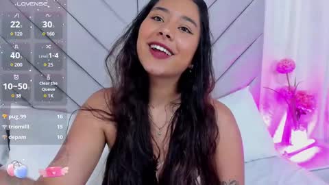 Snapshot of annaqueen_ chatting on January 13, 7:20 pm Anna online show from January 13, 7:20 pm