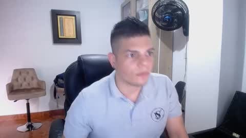 Snapshot of anndyhardy11 chatting on September 19, 10:13 pm Anndy Hardy online show from September 19, 10:13 pm