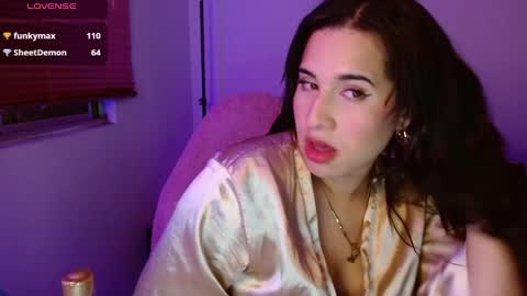 Snapshot of anngelademon chatting on February 3, 2:58 am ANGEL independent model online show from February 3, 2:58 am