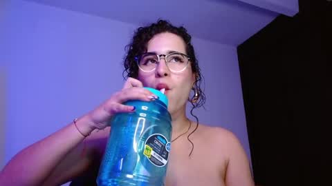 Snapshot of anngelademon chatting on January 18, 2:47 am ANGEL independent model online show from January 18, 2:47 am
