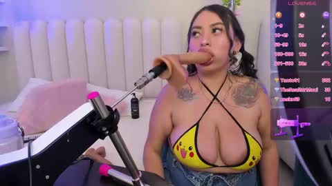   online show from March 12, 12:53 am