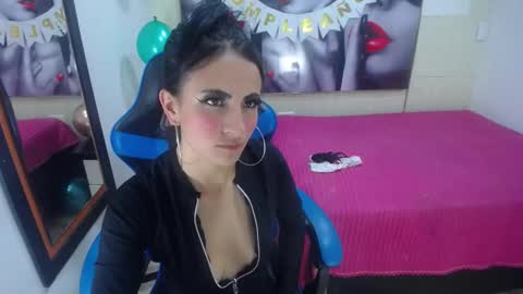 Anniee online show from February 5, 12:49 pm