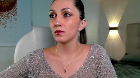 Snapshot of anny_sweet72 chatting on February 25, 11:54 am Anny online show from February 25, 11:54 am