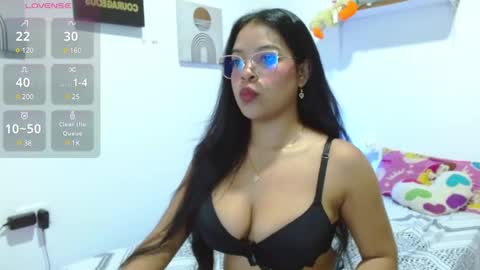 Snapshot of annystar_7 chatting on March 9, 10:30 pm Anny online show from March 9, 10:30 pm