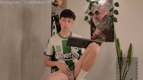 TONY NEW ACCOUNT online show from September 14, 11:50 pm