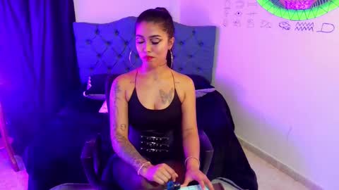 Antonella online show from February 5, 6:02 am