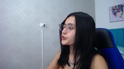 Antonella online show from February 25, 1:00 pm