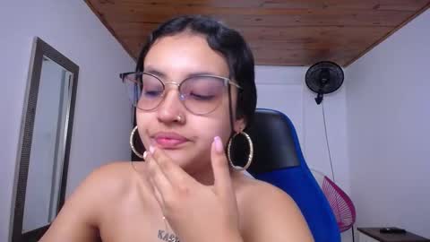 Antonella online show from September 17, 12:30 pm