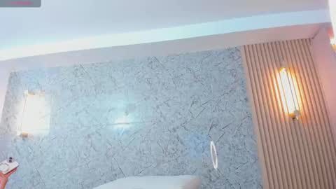 Snapshot of antonella_west chatting on September 14, 12:46 am Anto online show from September 14, 12:46 am