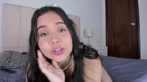 Snapshot of anyagraham chatting on January 3, 12:07 pm I am Anya online show from January 3, 12:07 pm
