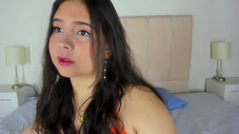 Snapshot of anyagraham chatting on January 13, 1:56 am I am Anya online show from January 13, 1:56 am