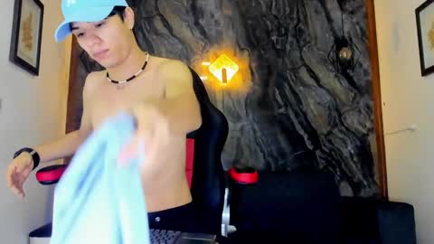 Snapshot of anyelo_sexyhot chatting on January 25, 12:16 pm anyelo_sexyhot online show from January 25, 12:16 pm