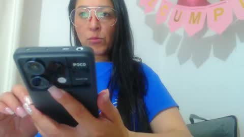 Snapshot of anysophy chatting on January 22, 10:07 am SOFFIA online show from January 22, 10:07 am