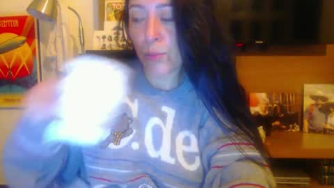 Snapshot of anysophy chatting on January 18, 10:06 am SOFFIA online show from January 18, 10:06 am