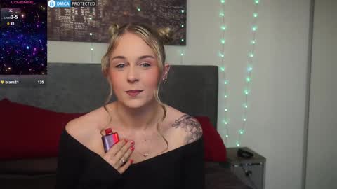 Snapshot of april_flix chatting on January 16, 9:51 pm April Flix online show from January 16, 9:51 pm